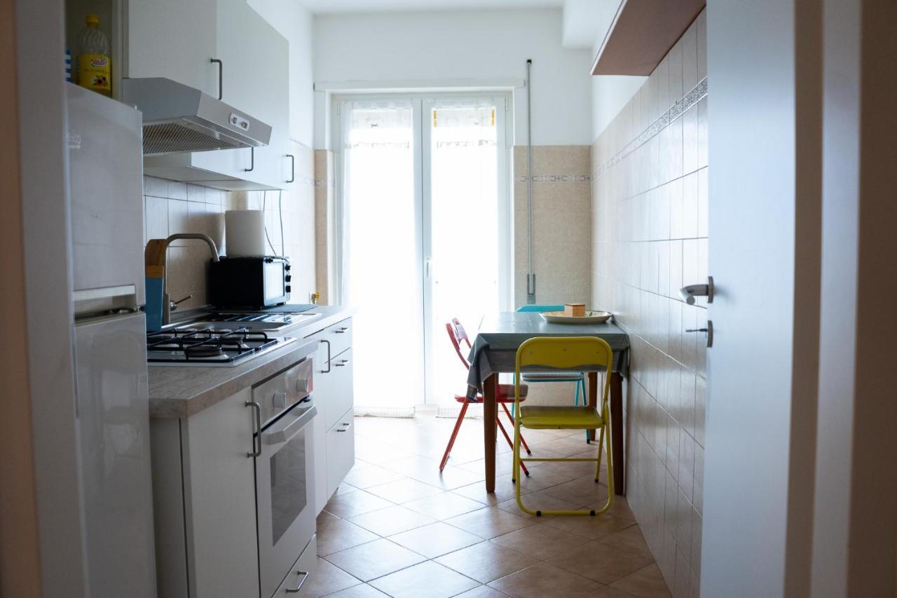 Nonna Pina Guest House [Moderno Appartamento vicino Metro A]Wifi,Netflix Roma Esterno foto